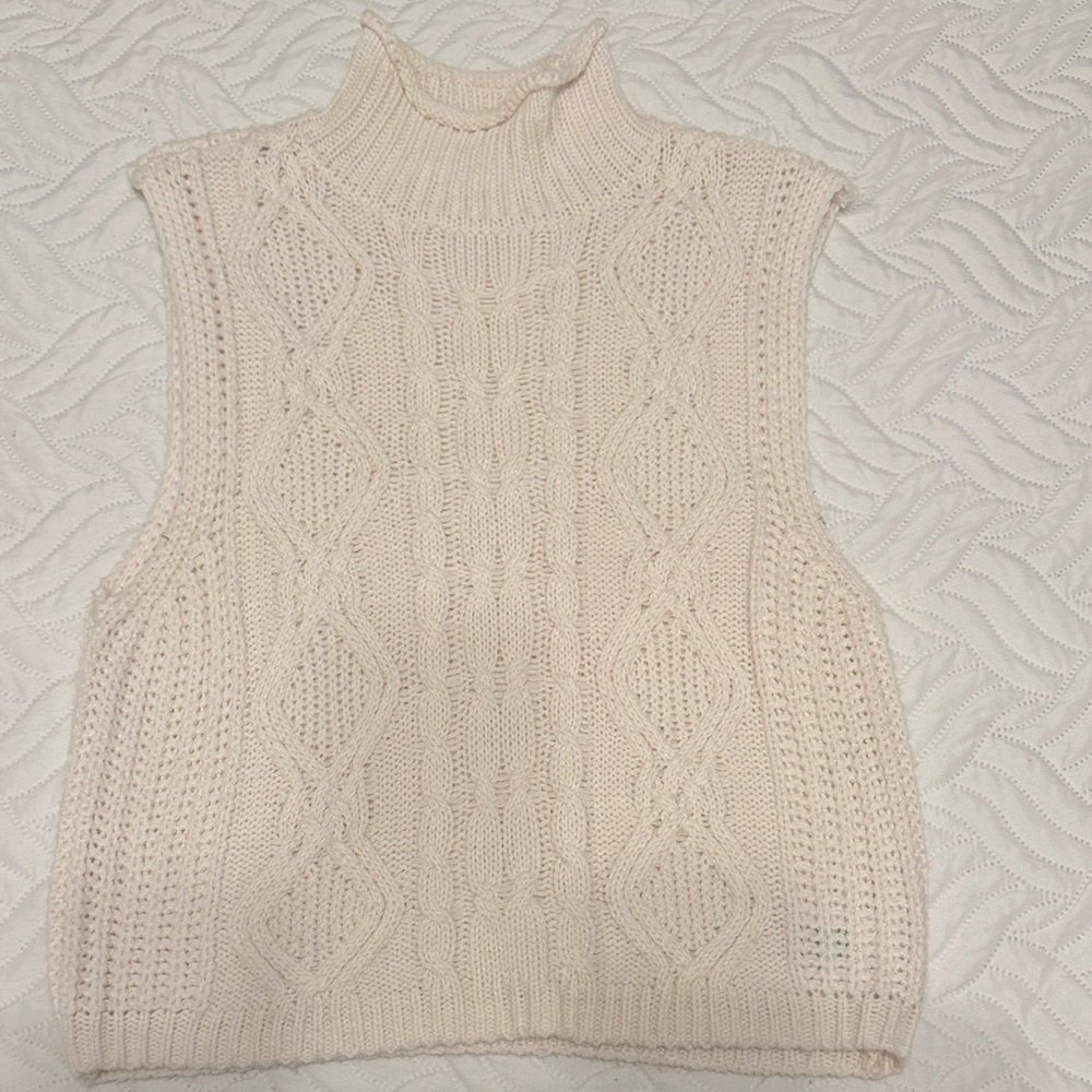 Women's Cream Cable Knit Sweater Vest